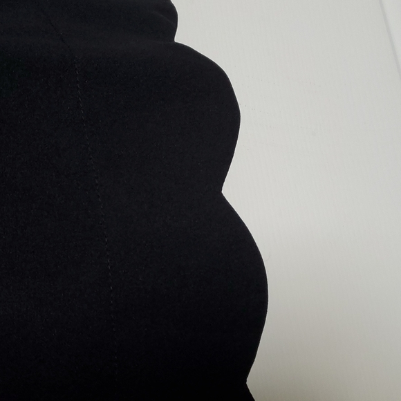 NWT Lulu's Black Dress with Scalloped Edges - Picture 5 of 5